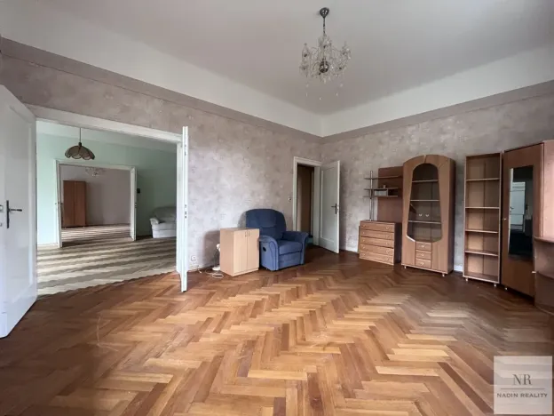 Prodej bytu 4+1, Karlovy Vary, Krále Jiřího, 171 m2