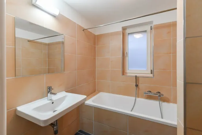 Pronájem bytu 2+kk, Praha - Vršovice, Bulharská, 72 m2