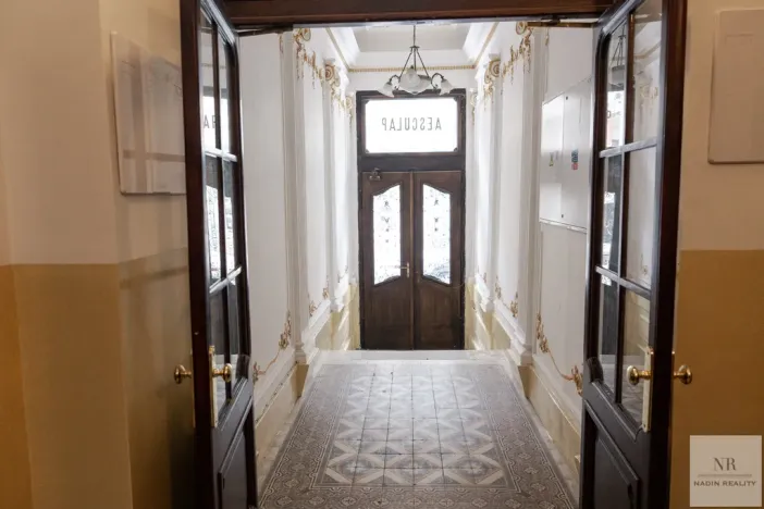 Prodej bytu 3+1, Karlovy Vary, Sadová, 103 m2