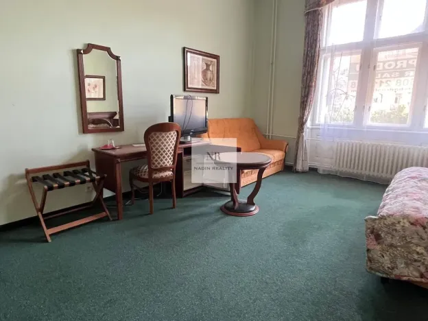 Pronájem ubytování, Karlovy Vary, Tržiště, 1316 m2