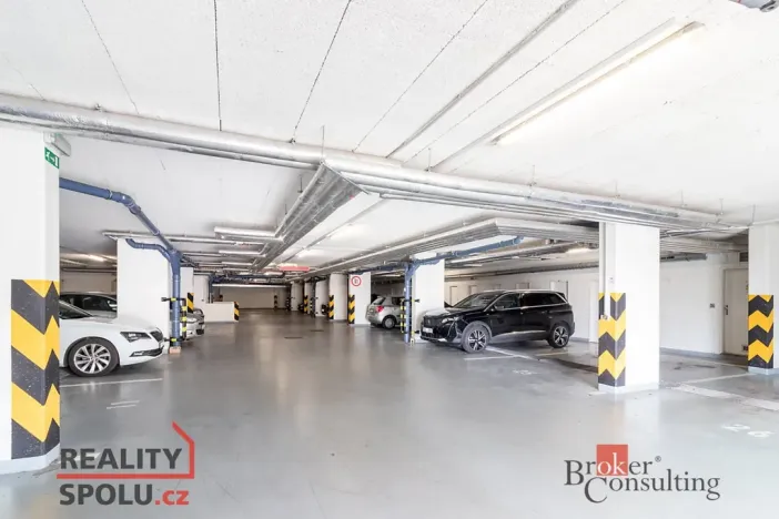 Pronájem bytu 3+kk, Praha - Řeporyje, Wiesenthalova, 76 m2