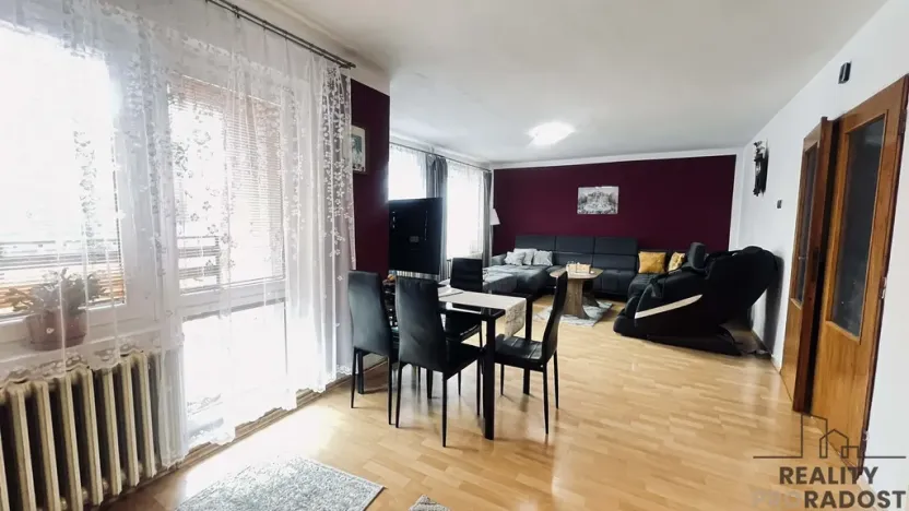 Prodej rodinného domu, Návsí, Jahodová, 240 m2
