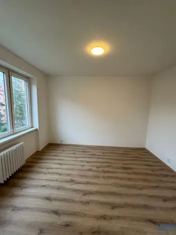 Pronájem bytu 2+1, Jirkov, J. K. Tyla, 51 m2