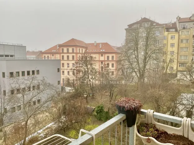 Pronájem bytu 1+1, Praha - Vršovice, Ruská, 46 m2