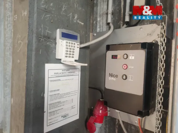 Pronájem skladu, Veleň, K Cihelně, 383 m2