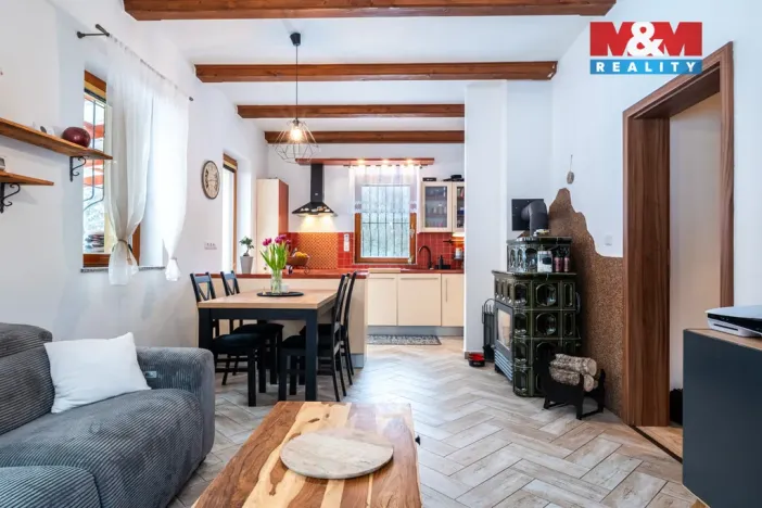 Prodej rodinného domu, Chroboly, 135 m2