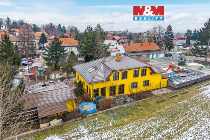 Prodej rodinného domu, Hradešín, 350 m2