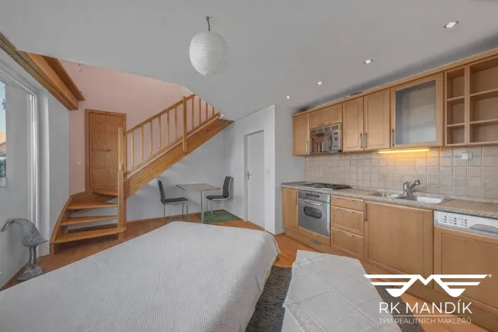 Pronájem bytu 2+kk, Praha - Liboc, Navigátorů, 44 m2