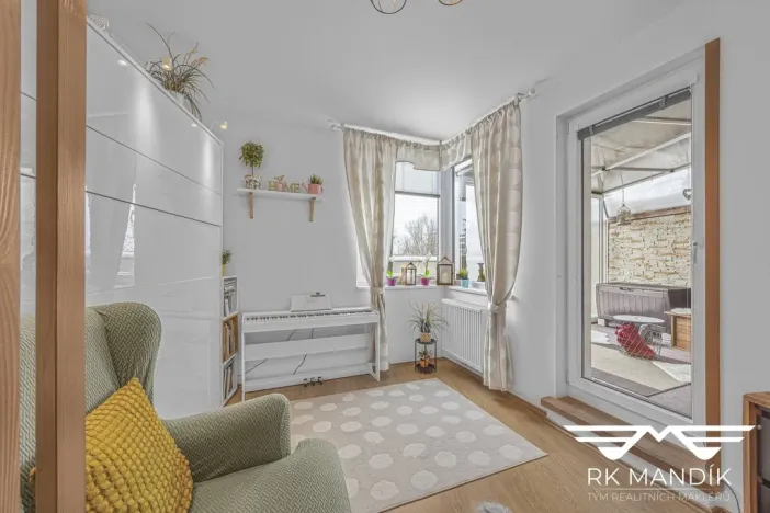 Prodej bytu 2+kk, Praha - Prosek, Kytlická, 53 m2