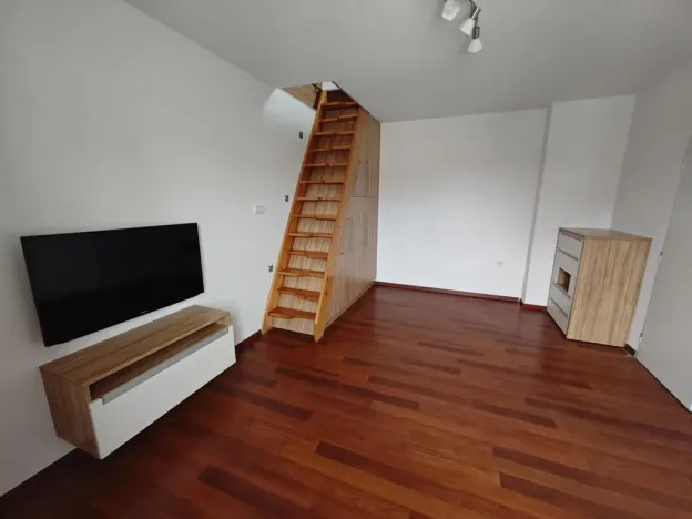 Pronájem bytu 3+1, Kojetice, Linkova, 72 m2