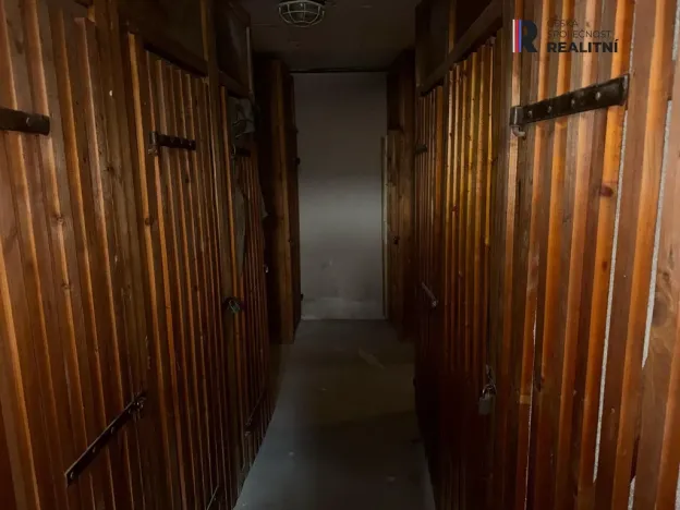 Pronájem bytu 2+kk, Tábor, nám. Přátelství, 40 m2