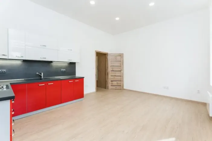 Pronájem bytu 1+kk, Hradec Králové, náměstí Svobody, 30 m2