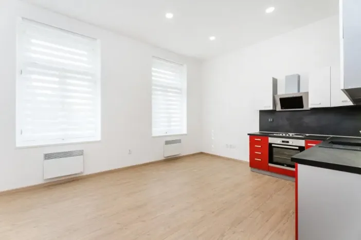 Pronájem bytu 1+kk, Hradec Králové, náměstí Svobody, 30 m2