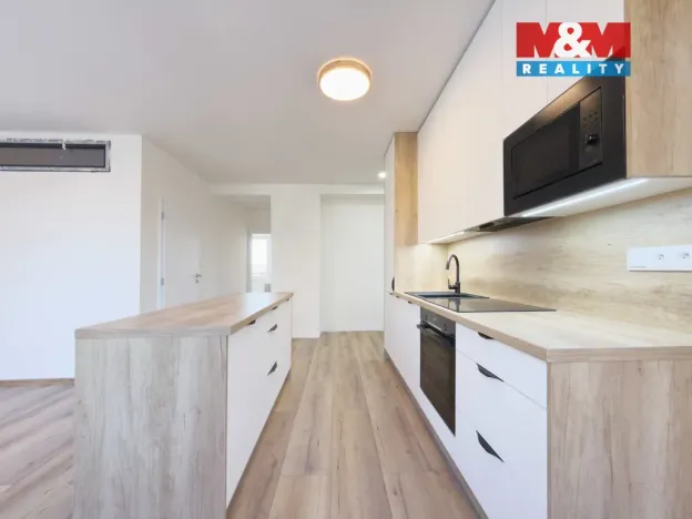 Prodej bytu 3+1, Karviná - Hranice, Slovenská, 67 m2