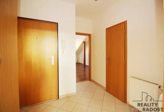 Pronájem bytu 3+kk, Praha - Vršovice, 28. pluku, 75 m2