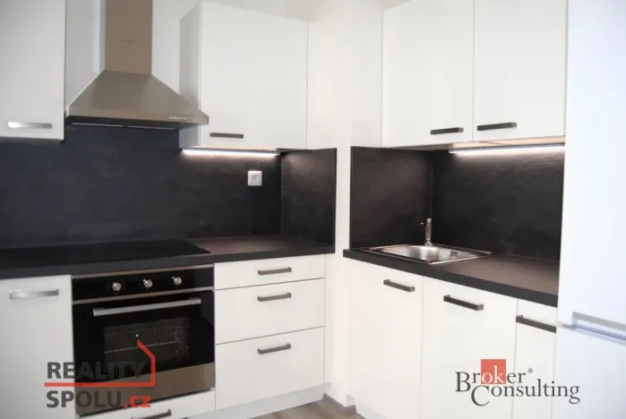 Prodej bytu 1+kk, Plzeň - Jižní Předměstí, Goldscheiderova, 39 m2