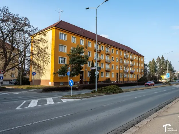 Pronájem bytu 2+1, Pardubice - Zelené Předměstí, S. K. Neumanna, 53 m2