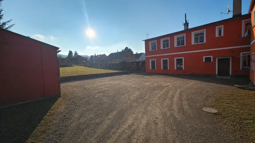 Prodej bytu 2+1, Dolní Poustevna, Sadová, 78 m2