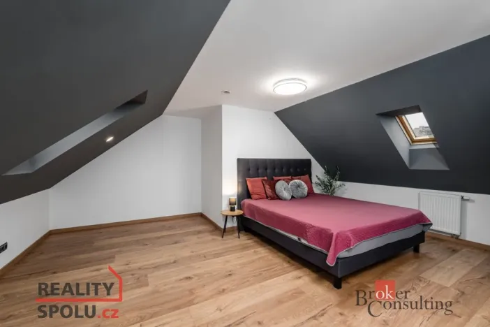 Prodej bytu 4+kk, Plzeň - Lobzy, Lobezská, 120 m2