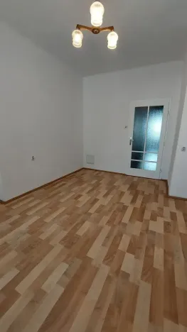 Pronájem bytu 1+1, Praha - Holešovice, Dělnická, 50 m2