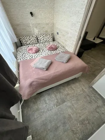 Pronájem bytu 2+kk, Praha - Nové Město, Sokolská, 23 m2