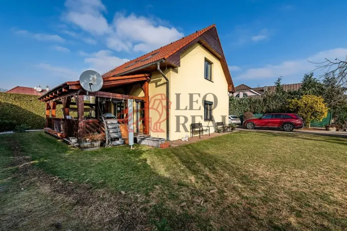 Prodej rodinného domu, Jesenice - Osnice, Hledíková, 164 m2