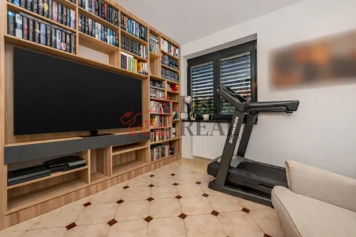 Prodej rodinného domu, Jesenice - Osnice, Hledíková, 164 m2