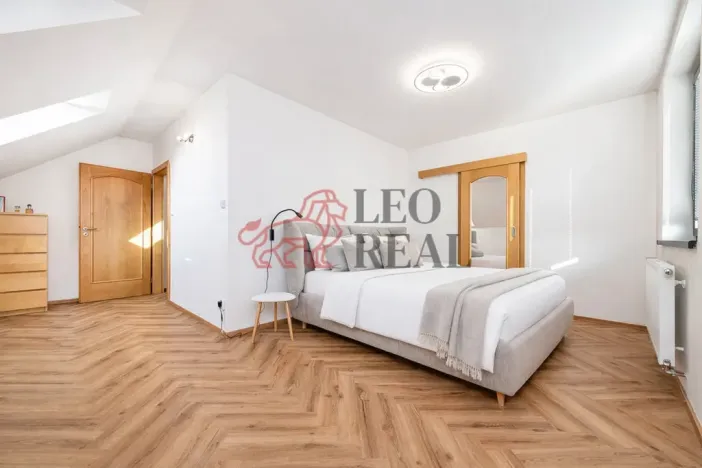 Prodej rodinného domu, Jesenice - Osnice, Hledíková, 164 m2