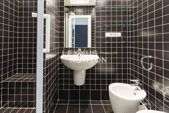 Pronájem bytu 3+1, Praha - Nové Město, Odborů, 87 m2