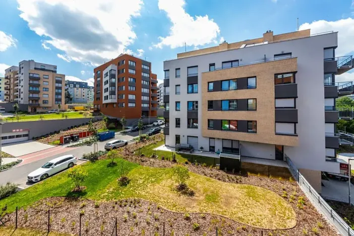 Pronájem bytu 1+kk, Praha - Záběhlice, Klapálkova, 31 m2