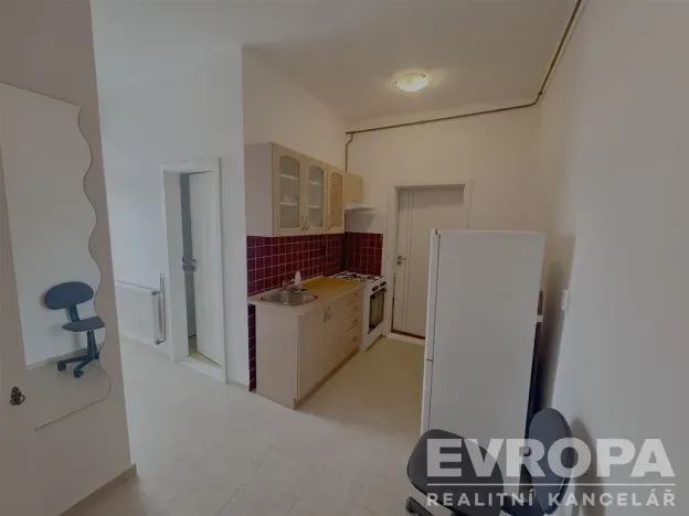 Pronájem bytu 2+1, Plzeň, Plzenecká, 55 m2