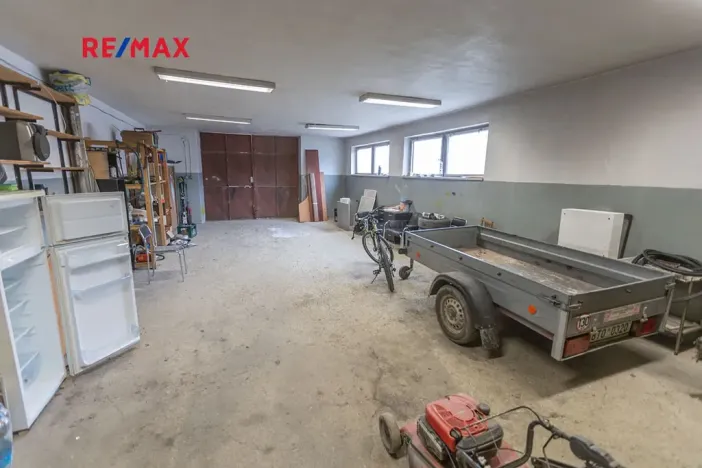 Prodej obchodního prostoru, Město Albrechtice, Míru, 1427 m2