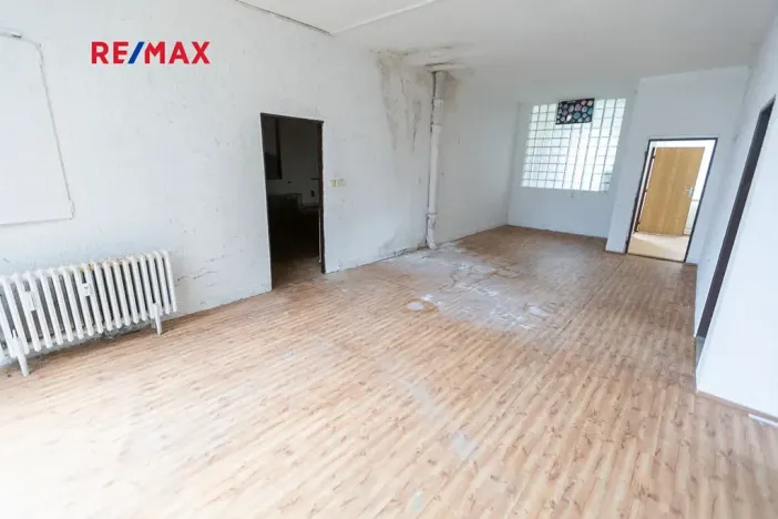 Prodej obchodního prostoru, Město Albrechtice, Míru, 1427 m2