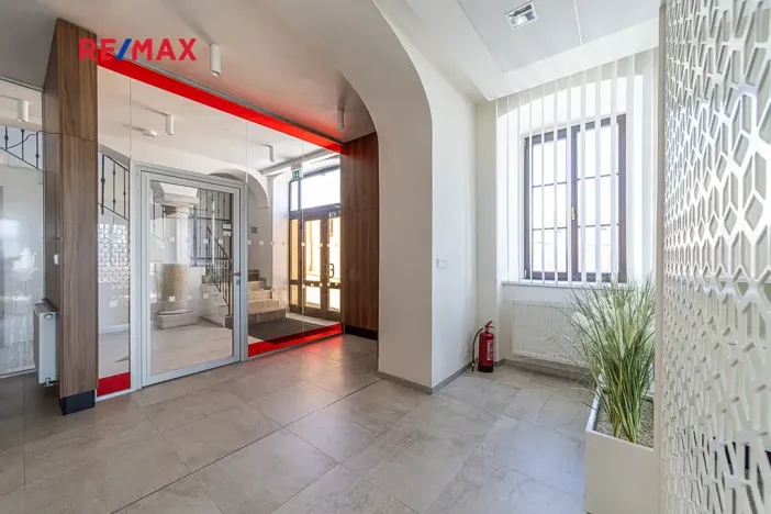 Prodej obchodního prostoru, Králíky, 5. května, 519 m2