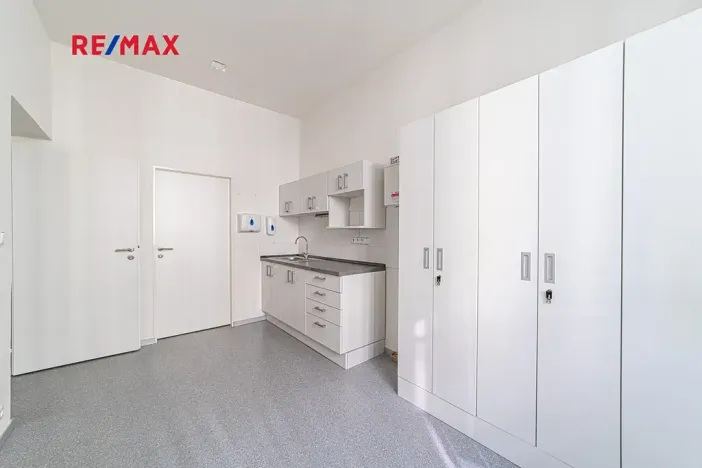 Prodej obchodního prostoru, Králíky, 5. května, 519 m2