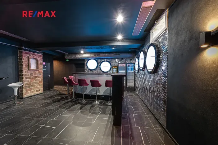 Prodej obchodního prostoru, Břidličná, Osvobození, 140 m2