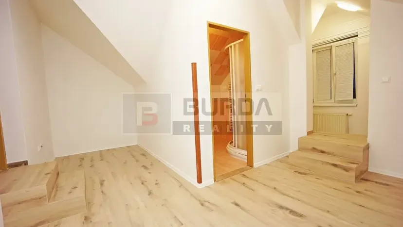 Pronájem bytu 2+kk, Neratovice, 41 m2