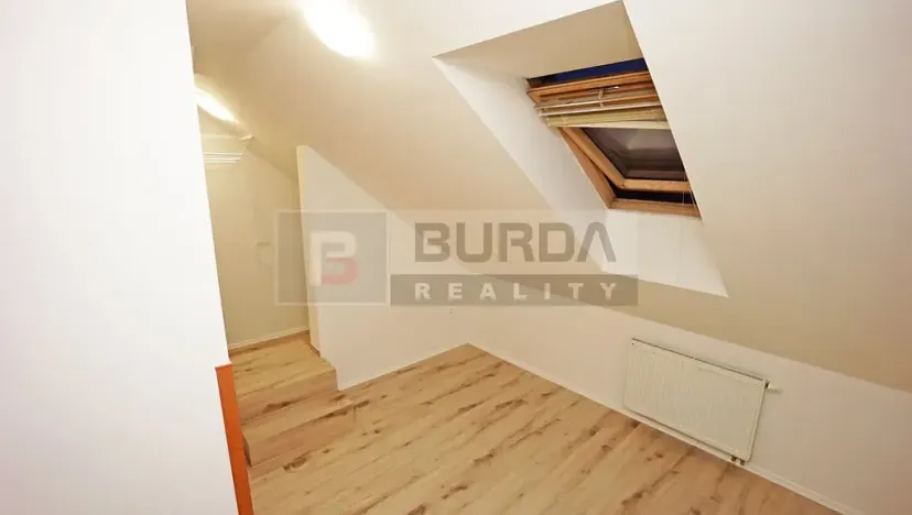 Pronájem bytu 2+kk, Neratovice, 41 m2