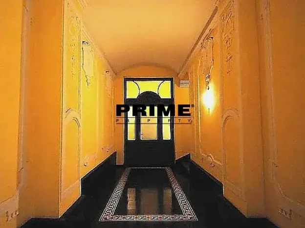 Pronájem bytu 3+1, Praha - Nové Město, Odborů, 87 m2