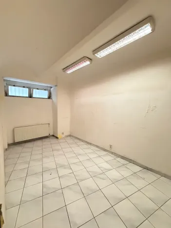 Pronájem obchodního prostoru, Praha - Nové Město, Na Zderaze, 300 m2