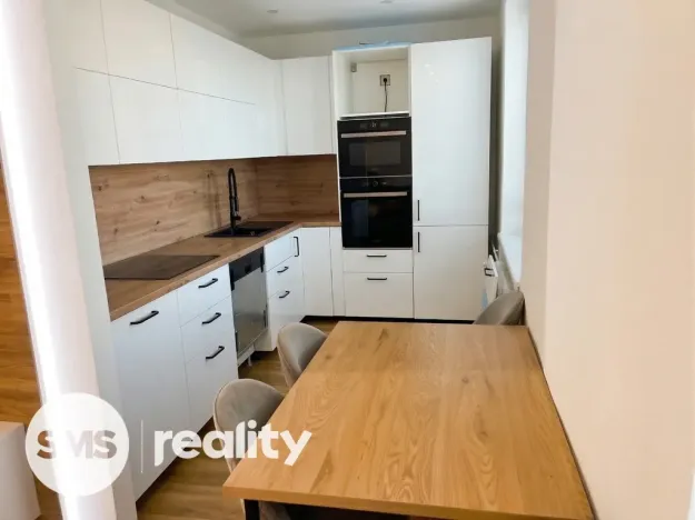 Pronájem bytu 2+kk, Ostrava - Poruba, Podroužkova, 50 m2