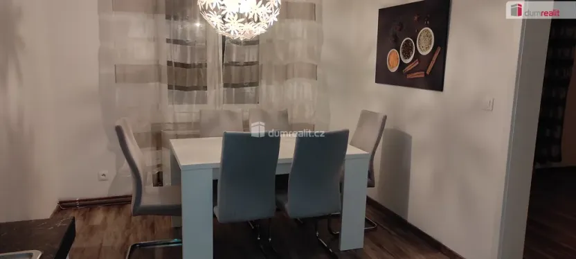 Pronájem bytu 2+1, Cheb, Vrchlického, 68 m2