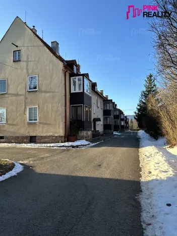 Prodej bytu 4+1, Broumov - Kolonie 5.května, Družstevní, 74 m2