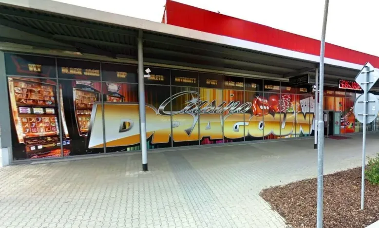 Pronájem obchodního prostoru, Cheb, Dragounská, 230 m2