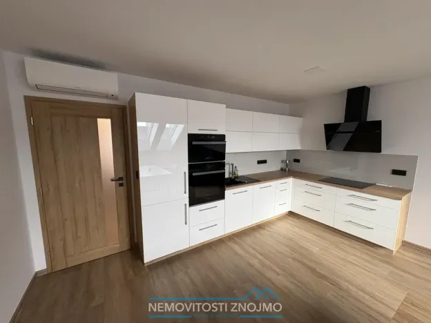 Pronájem bytu 2+kk, Znojmo, Lidická, 50 m2