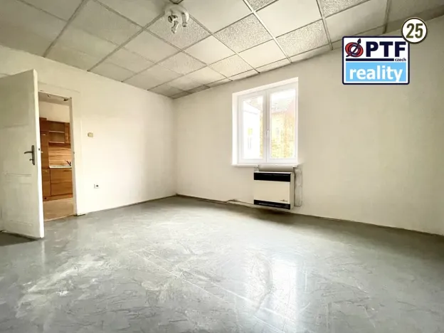 Pronájem bytu 1+kk, Plzeň, Sladkovského, 38 m2