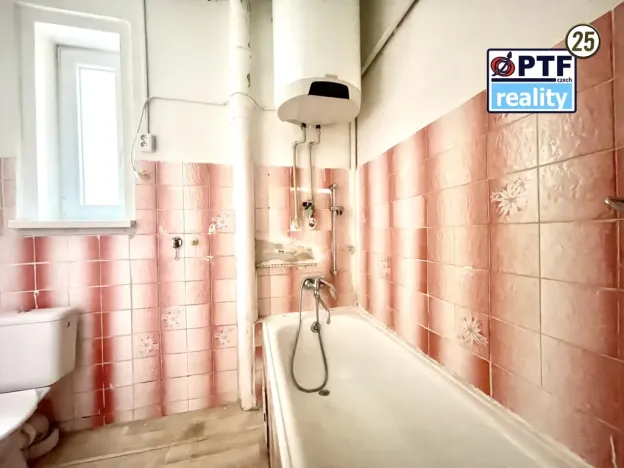 Pronájem bytu 1+kk, Plzeň, Sladkovského, 38 m2