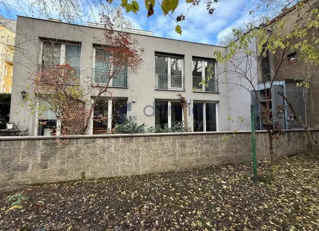 Pronájem bytu 2+kk, Praha, Slezská, 60 m2