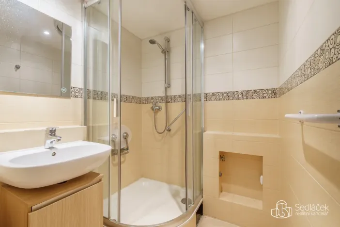 Prodej bytu 3+1, Sokolov, Závodu míru, 76 m2