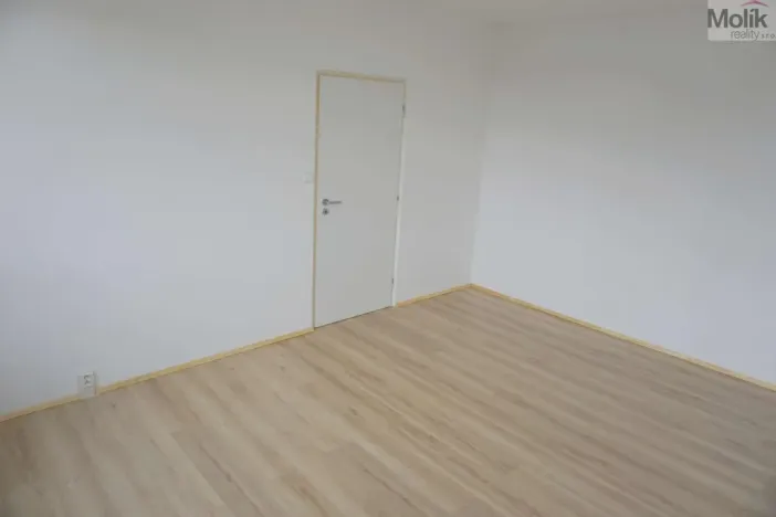 Pronájem bytu 1+1, Chomutov, Matěje Kopeckého, 36 m2